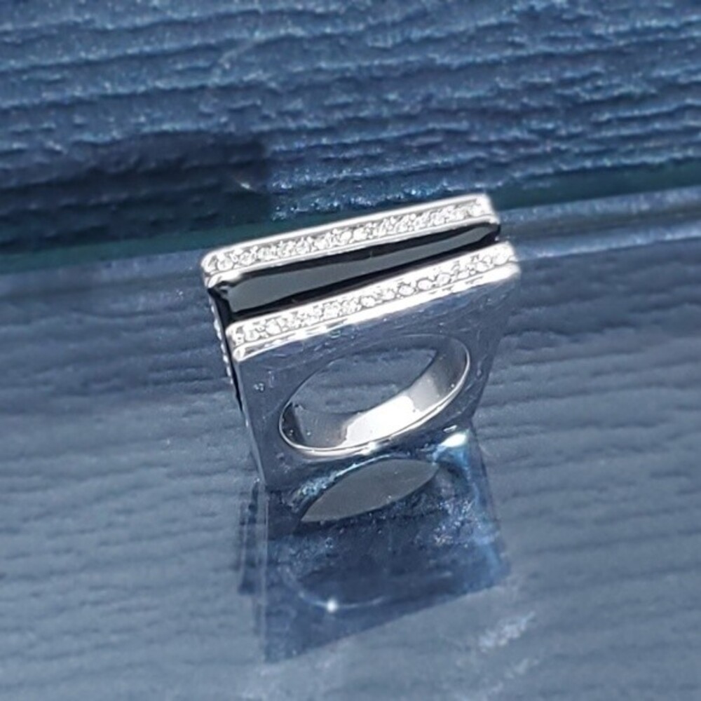 Chic Silver Cz Black Enamel Square Narrow Ring Size 6